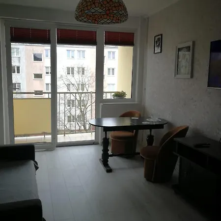 Mieszkanie 3pokoje 50m2 Unii Lubelskiej شقة